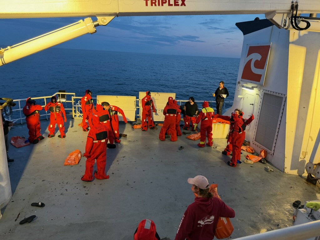 Join our Crew!
